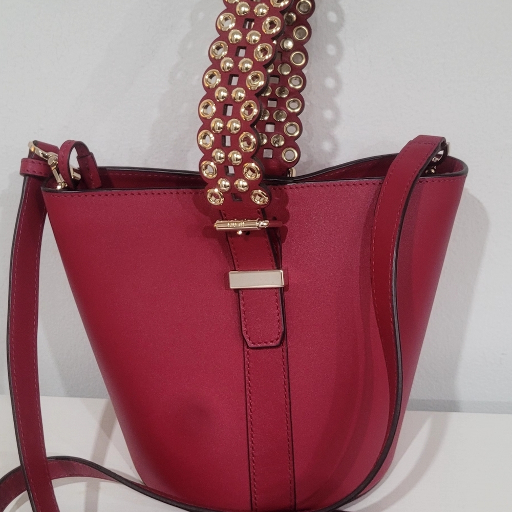 Henri Bendel Single Handle Bucket Tote Novelty with Crossbody Strap Adjustable